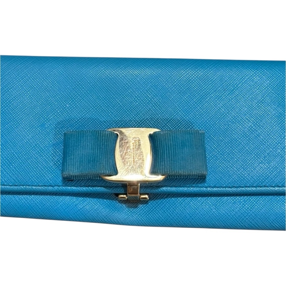 Salvatore Ferragamo Blue Wallet with Gold Detail and Bow closure - Picture 2 of 8